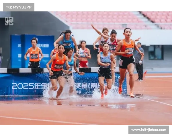 云南罗霞获全运会女子3000米障碍赛金牌，田径一日双金